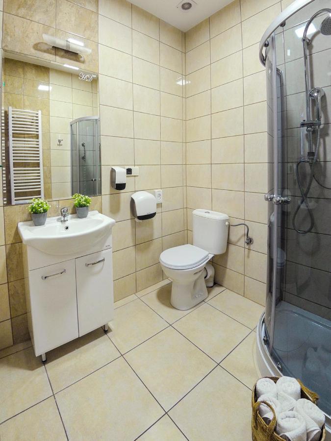 Hotel Dabrowski Oświęcim Exteriör bild